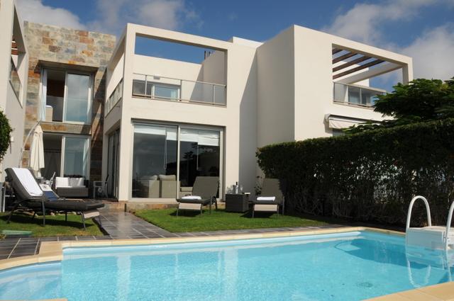 View Details 1349847116JTZKLQUF_foto_ZEMhHZ.jpg